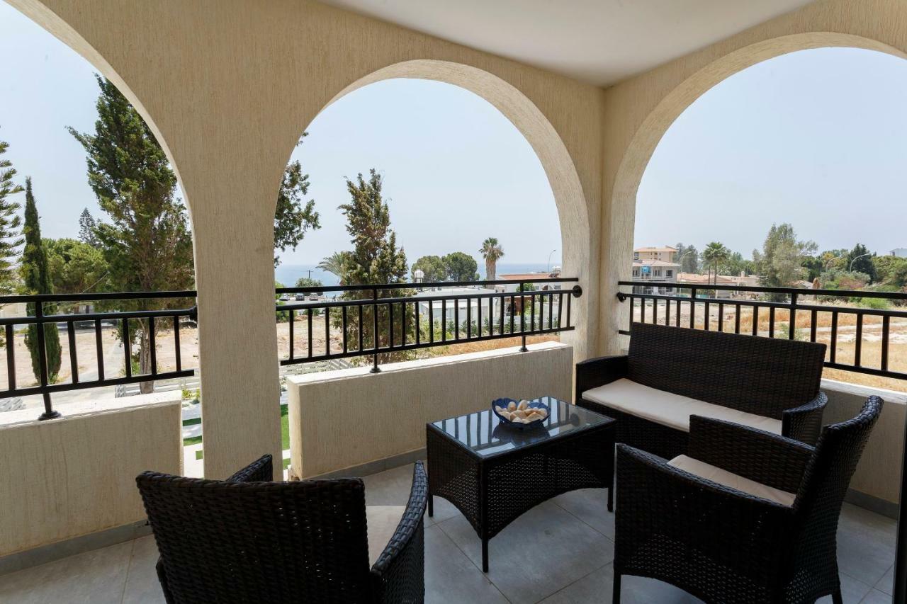 פאהיה Coral Bay Sea Breeze Apartments - 3 Bedroom Apartment מראה חיצוני תמונה